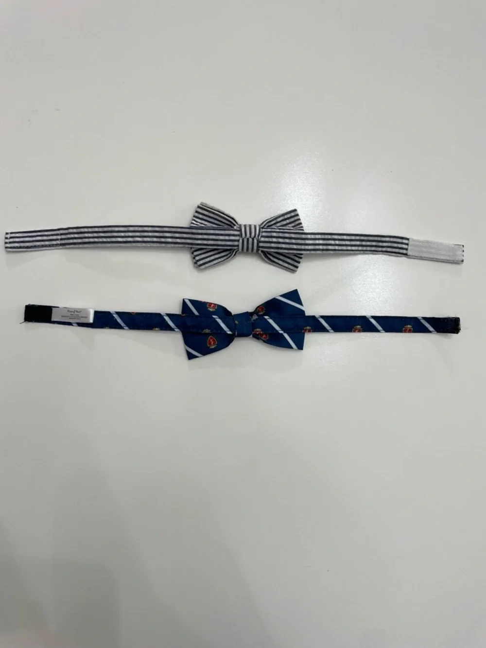 Kids Bow Ties, Seersucker and Coat of Arms, Navy and White